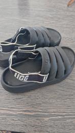 Ugg sandalen, Kinderen en Baby's, Kinderkleding | Schoenen en Sokken, Ophalen of Verzenden, Zo goed als nieuw, Meisje, Schoenen