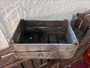 Houten appelkisten beschikbaar voor biedingen