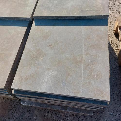 48 stuks Chinees hardsteen terrastegels, 50x50x3 cm. 12  m2!, Tuin en Terras, Tegels en Klinkers, Gebruikt, Terrastegels, Natuursteen