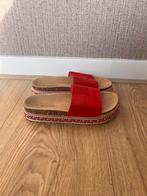 Rode Slippers - Maat 38, Ophalen of Verzenden, Zo goed als nieuw, Rood, Slippers