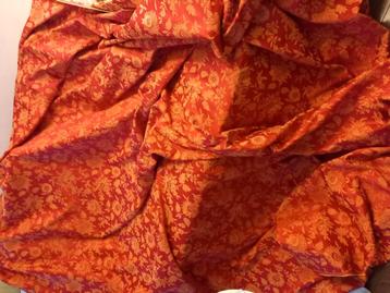 Sprei stof 280 cm x 280 cm beschikbaar voor biedingen