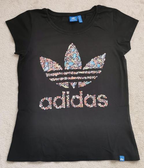 Adidas t-shirt zwart met diverse kleuren en glitters m 38 40, Kleding | Dames, T-shirts, Zo goed als nieuw, Maat 38/40 (M), Zwart