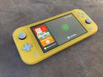 Nintendo switch LITE geel, Spelcomputers en Games, Spelcomputers | Nintendo Switch Lite, Ophalen, Geel, Zo goed als nieuw