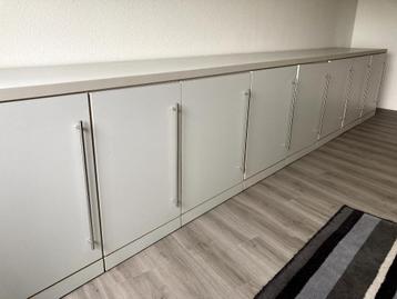 Design kantoormeubel/kast – 4,60m breed beschikbaar voor biedingen