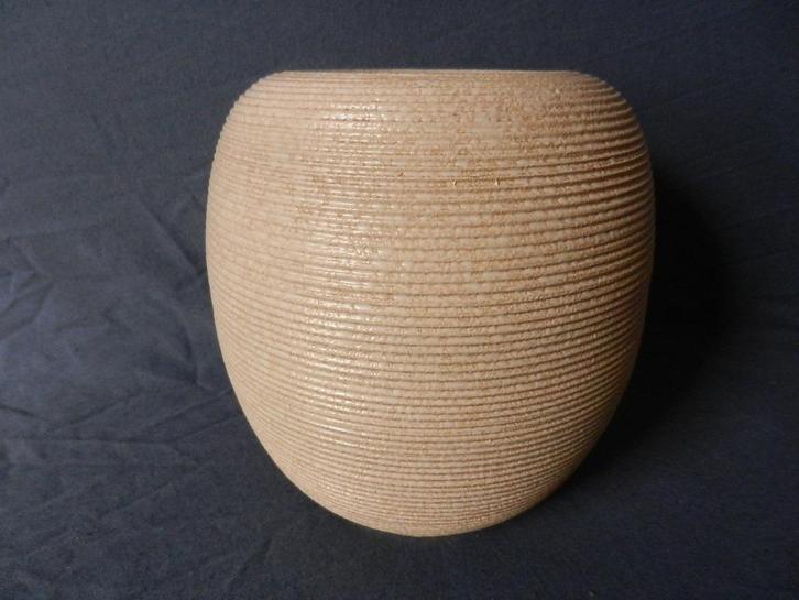 Bolvormige geribde plateel vaas Kon. Zuid Holland Gouda h 17, Antiek en Kunst, Antiek | Keramiek en Aardewerk, Ophalen of Verzenden