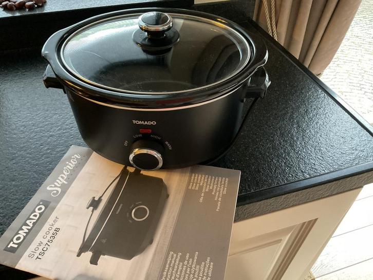 Slowcooker tomado 3,5 liter inhoud., Huis en Inrichting, Keuken | Potten en Pannen, Zo goed als nieuw, Ophalen