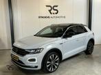 Volkswagen T-Roc 1.5 TSI 150 pk handg. Sport Buss. R | Navi, Auto's, Volkswagen, Voorwielaandrijving, Stof, 1498 cc, 4 cilinders