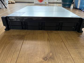 Qnap ts-832xu rp nas server rack versie beschikbaar voor biedingen
