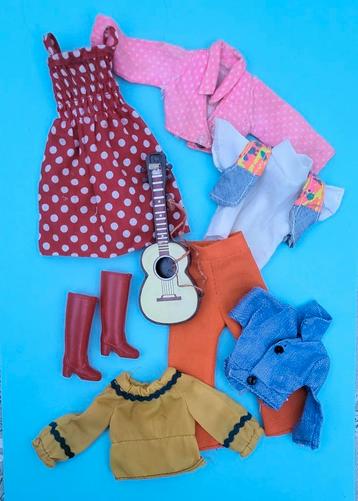 Vintage barbie Daisy Skipper kleertjes beschikbaar voor biedingen