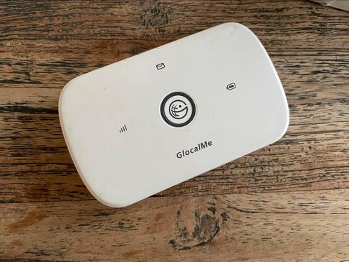 GlocalMe mobiele mifi router - ideaal op reis!, Computers en Software, Routers en Modems, Zo goed als nieuw, Ophalen of Verzenden
