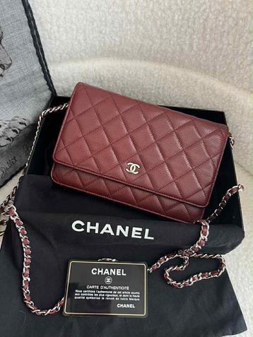 Chanel WOC Caviar Burgundy - Zeer Goede Staat! beschikbaar voor biedingen
