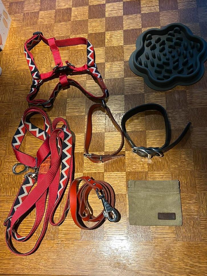 Hondenspullen - voor een middelgrotte hond, Dieren en Toebehoren, Hondenriemen, Gebruikt, Hondenriem-accessoire, Ophalen of Verzenden
