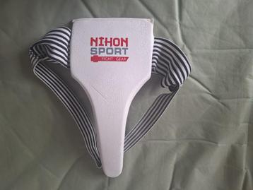 Nihon sport gear kruisbeschermer Tok vrouw maat M beschikbaar voor biedingen