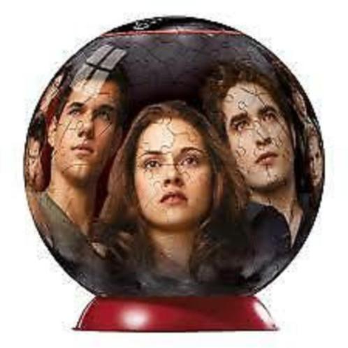 3D PUZZEL twilight new moon puzzelbal 240 stuks, Hobby en Vrije tijd, Denksport en Puzzels, Zo goed als nieuw, Rubik's of 3D-puzzel