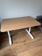 Bureau ikea, Huis en Inrichting, Bureaus, Ophalen, Zo goed als nieuw