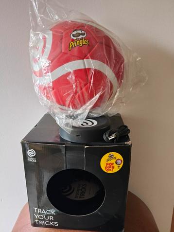 Nieuw! Pringles Smart Ball voetbal beschikbaar voor biedingen