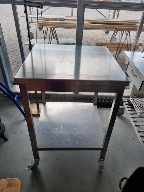 Horeca werktafel/oven of apratuur op te zetten, Huis en Inrichting, Keuken | Keukenbenodigdheden, Ophalen