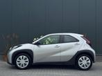 Toyota Aygo X 1.0 VVT-i MT Play NAVI AIRCO CAMERA ELEK PAKKE, 21 km/l, Stof, Gebruikt, 4 stoelen