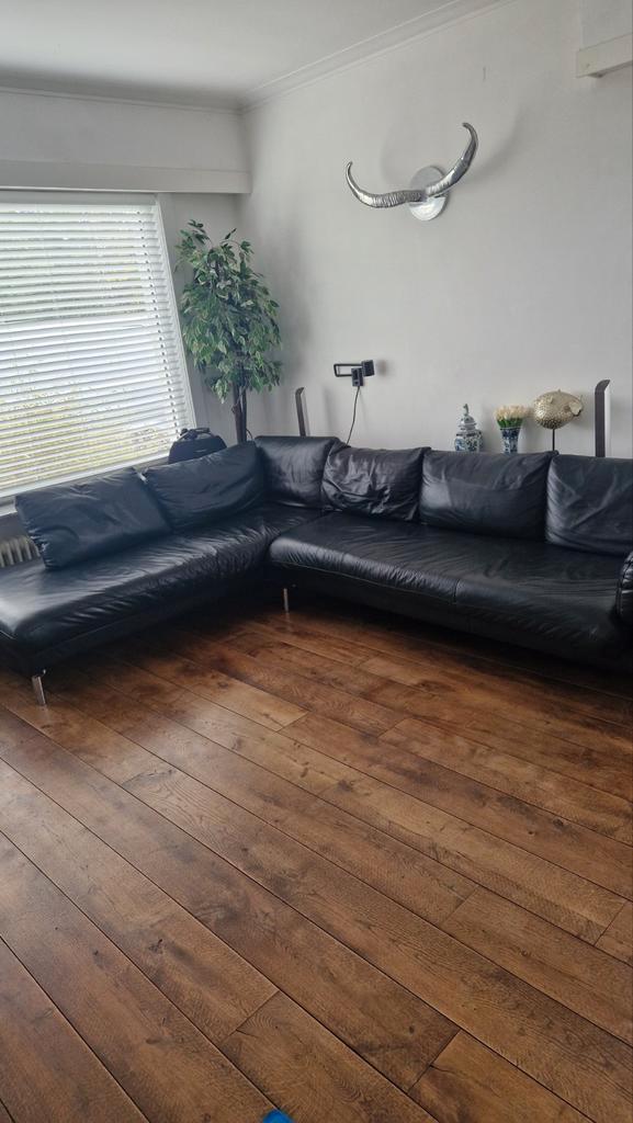 NU GRATIS LEREN ZWARTE HOEKBANK LIGGEDEELTE, Huis en Inrichting, Banken | Complete zithoeken, Gebruikt, Ophalen