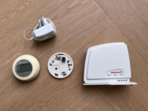 Honeywell Round Connected Modulation, Doe-het-zelf en Verbouw, Thermostaten, Gebruikt, Slimme thermostaat, Ophalen of Verzenden