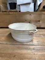 Antieke aardewerk bak met handvat, Huis en Inrichting, Emmers, Ophalen of Verzenden, Gebruikt, Overige materialen, Met handgreep