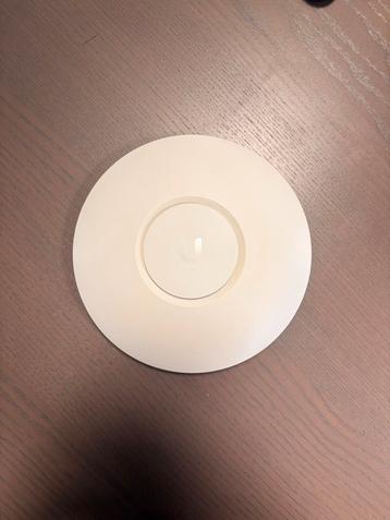 Acces Point UniFi nanoHD - Netwerk versterker beschikbaar voor biedingen