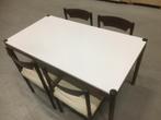 Vintage  Pastoe tafel. Met 4 stoelen. Jaren 60/70, Ophalen of Verzenden, Zo goed als nieuw, 4 tot 6 stoelen
