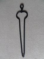 antieke ijzeren haardtang, Ophalen of Verzenden, Gebruikt, Vrijstaande haard, Houthaard