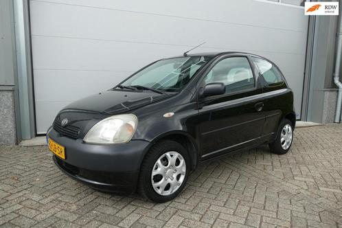 Toyota Yaris 1.0 VVT-i Apk 16-07-2026 Stuurbekrachtiging, Auto's, Toyota, Bedrijf, Te koop, Yaris, Airbags, Isofix, Radio, Startonderbreker