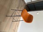 2x Design Barkruk Muuto Fiber Tube - Echt leder, 2 krukken, Ophalen, Zo goed als nieuw, 60 tot 90 cm