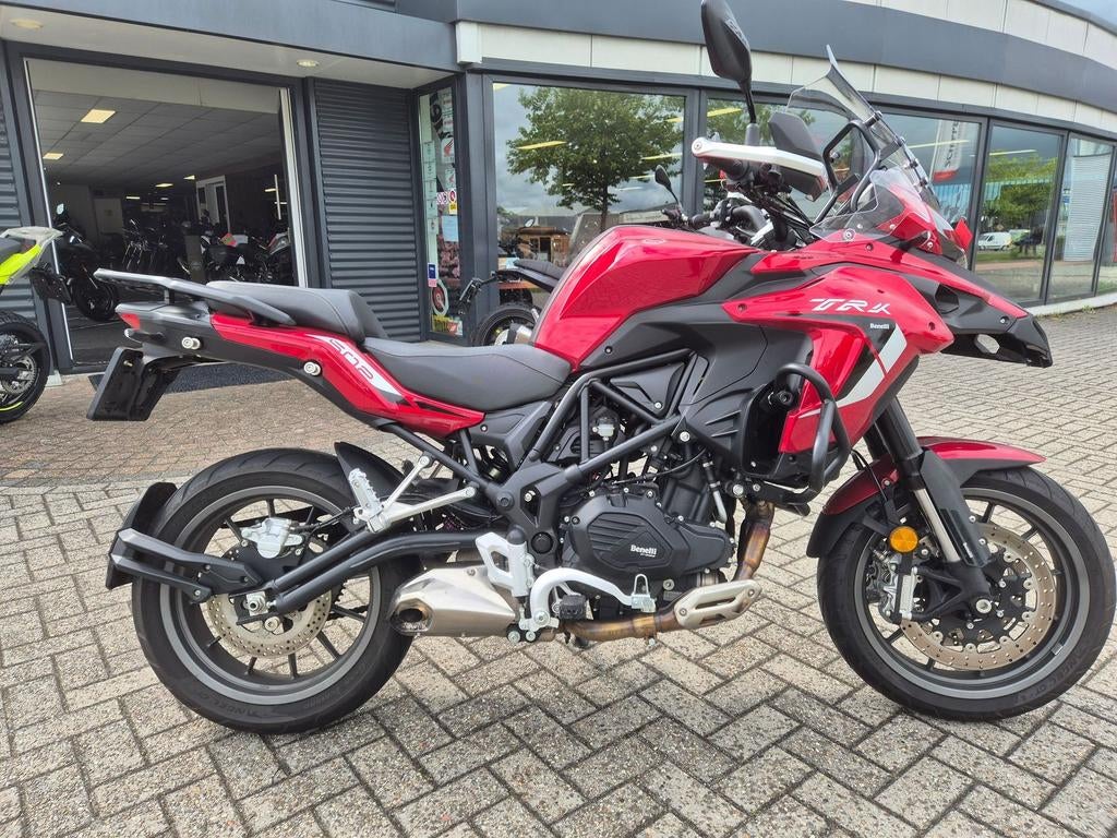 BENELLI TRK 502 (bj 2022), Motoren, 2 cilinders, Bedrijf, Onbekend, Overig