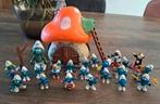Groot Smurfenhuis met ladder en 24 Smurfen., Ophalen of Verzenden, Gebruikt, Verschillende Smurfen
