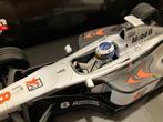 ✅ Mika Häkkinen 1:18 McLaren Mercedes MP4/13 World Champion, Ophalen of Verzenden, Zo goed als nieuw, Formule 1