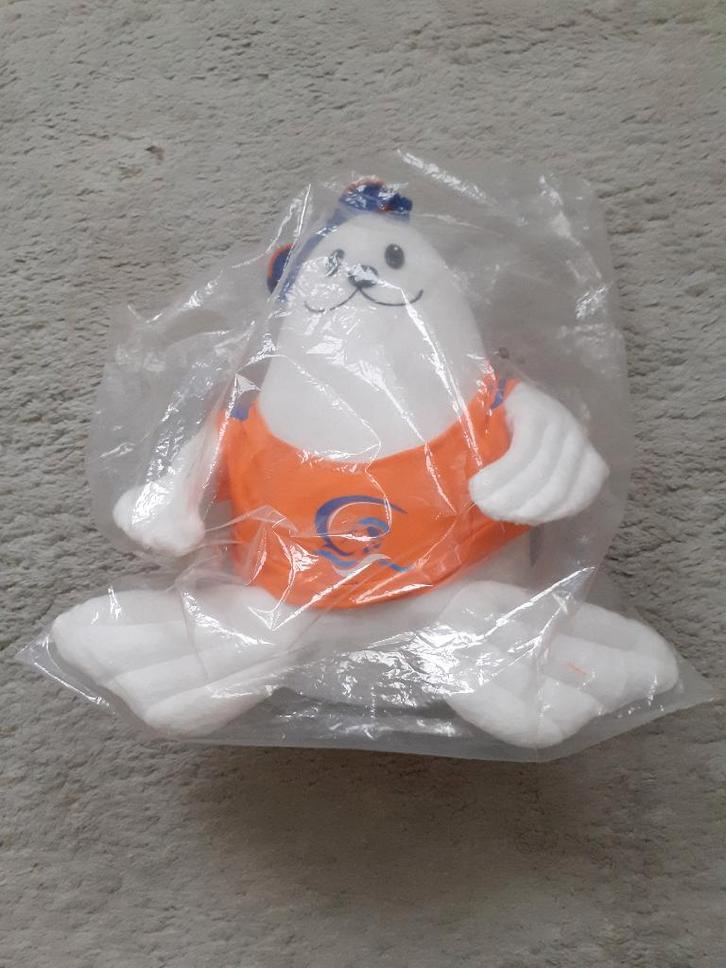 knuffel mascotte zeeleeuw EK zwemmen Eindhoven 2008, Verzamelen, Sportartikelen en Voetbal, Nieuw, Beeldje of Poppetje, Overige sporten