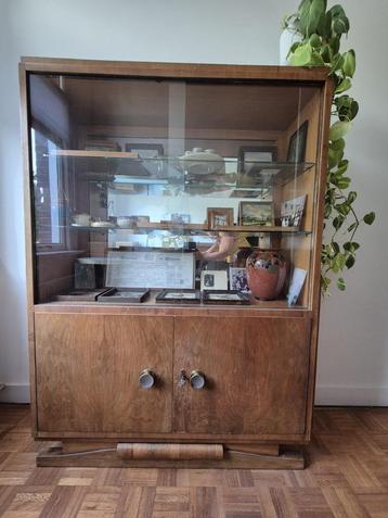 Art déco  schitterende vitrinekast 1930 div houtsoorten beschikbaar voor biedingen