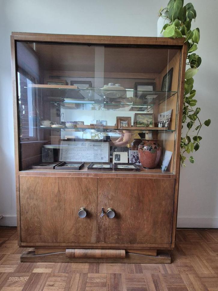 Art déco  schitterende vitrinekast 1930 div houtsoorten, Antiek en Kunst, Antiek | Meubels | Kasten, Ophalen of Verzenden