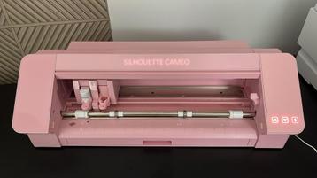 Silhouette Cameo 4 Pink beschikbaar voor biedingen