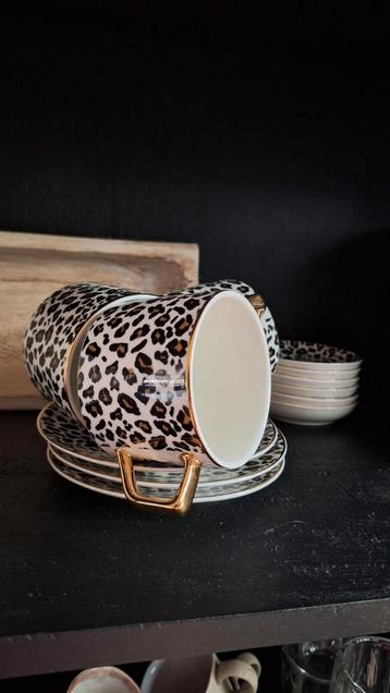 Chique H&M-servies met panterprint – H7-D9 | D10 cm beschikbaar voor biedingen