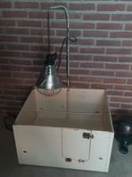 Te koop werpkist met warmtelamp, Ophalen, Gebruikt