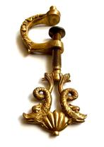 Scarce Gilt Sewing Clamp klemschroef speldenkussen, Antiek en Kunst, Ophalen of Verzenden
