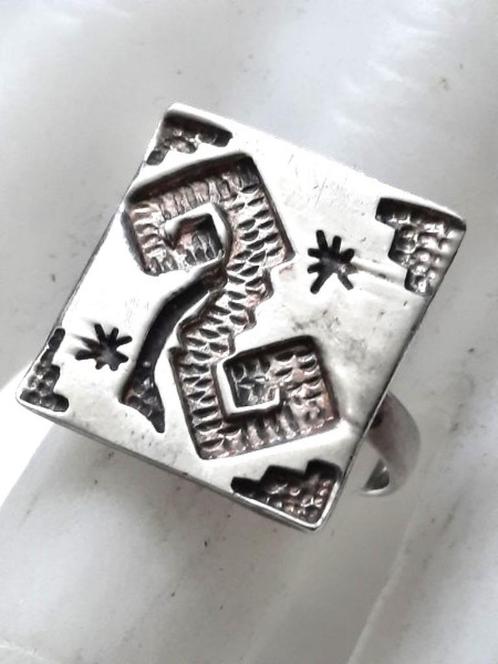 Aparte zilveren ring groot vierkant met cijfer 2, 925 (6816-, Sieraden, Tassen en Uiterlijk, Ringen, Zo goed als nieuw, Dame of Heer