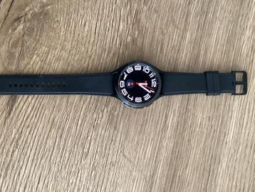 Mooie Samsung Galaxy smartwatch 4, alles erop en eraan. beschikbaar voor biedingen