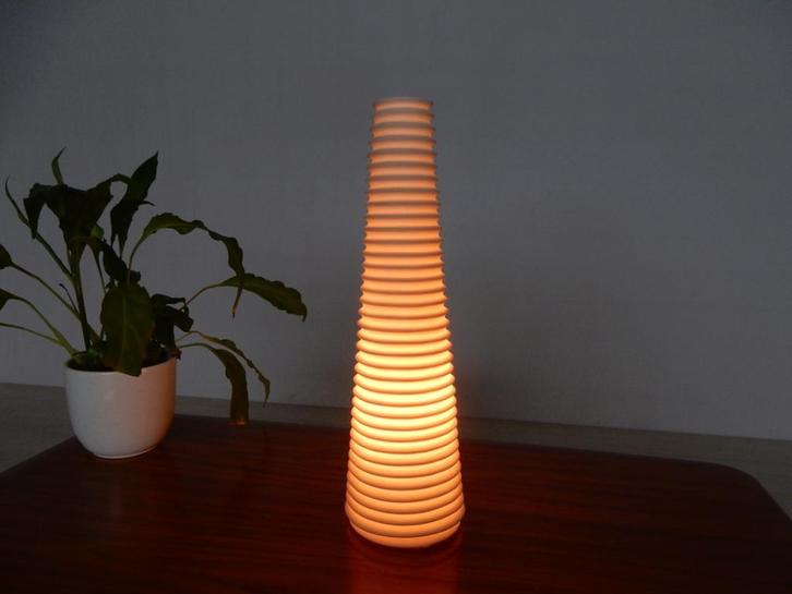 2x vintage tafellamp dressoir lamp Bista IKEA porselein 2002, Huis en Inrichting, Lampen | Tafellampen, Gebruikt, Minder dan 50 cm