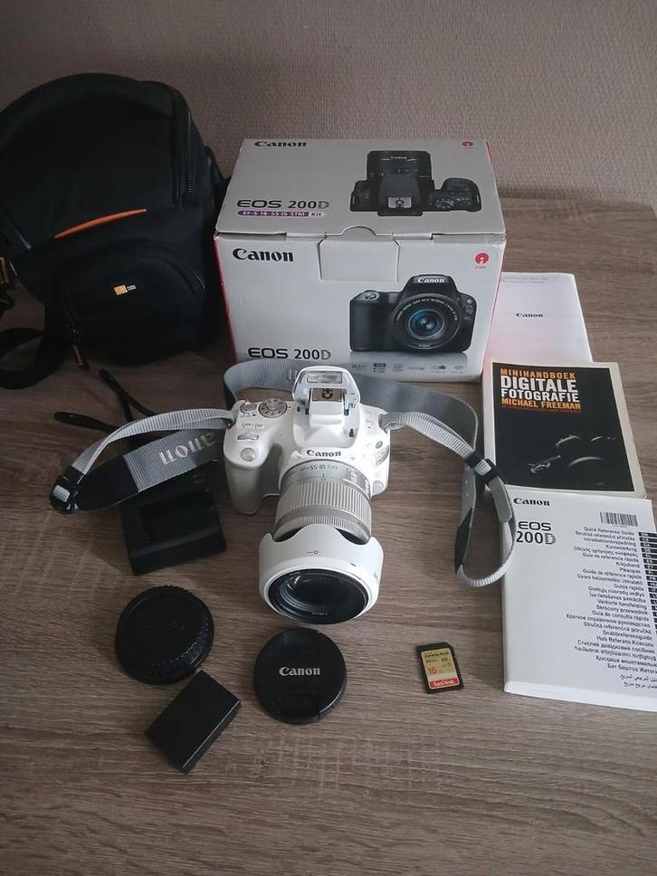Canon EOS 200D Spiegelreflexcamera - Complete Set, Audio, Tv en Foto, Fotocamera's Digitaal, Gebruikt, Spiegelreflex, Canon, Minder dan 4 keer