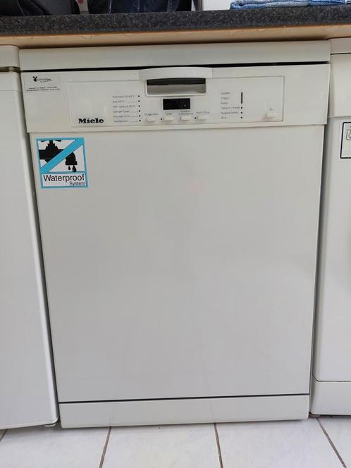 Miele vaatwasser G4300SC (ophalen in Dordrecht), Witgoed en Apparatuur, Vaatwasmachines, Gebruikt, Vrijstaand, Minder dan 85 cm