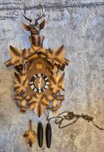 Koekoeksklok met hert., Ophalen of Verzenden