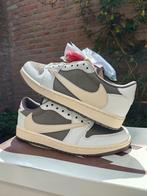 Air Jordan 1 Low Travis Scott Reverse Mocha maat 42, Kleding | Heren, Schoenen, Wit, Nike, Nieuw, Ophalen of Verzenden