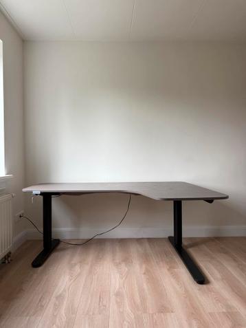 IKEA Bekant electronisch Zit-Sta Hoekbureau - afbeelding 8