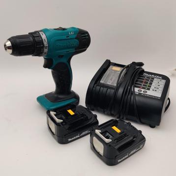 Makita BDF343 Acccu schroefboormachine met 2x accu en lader beschikbaar voor biedingen