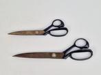 Vintage set 2 kledingschaar textiel schaar metaal midcentury, N, Ophalen of Verzenden, N, N